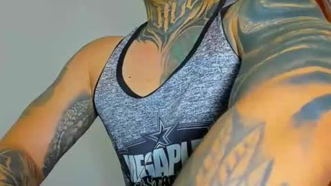 Snapshot of colombian_monster_cock chatting on September 22, 1:42 am camilo online show from September 22, 1:42 am