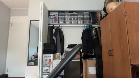 colombianstud94 online show from April 23, 12:40 pm