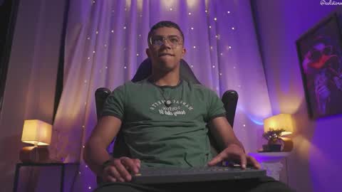 colstorw_ online show from March 18, 11:05 am