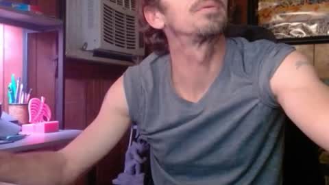 Nelson or ComicKing and sometime Peachy143 online show from February 11, 2:15 am