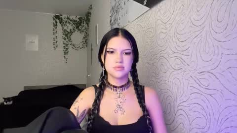 Bella  online show from November 12, 11:45 am