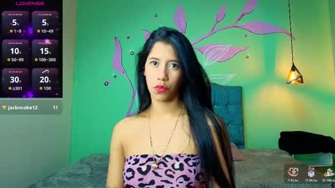 C O N N I E online show from October 30, 7:25 pm