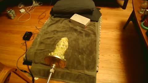 Controlledburn online show from April 18, 4:25 am