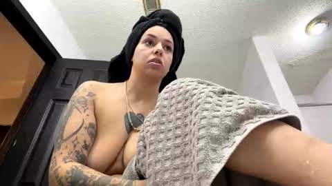 controllercutie online show from February 17, 12:42 am