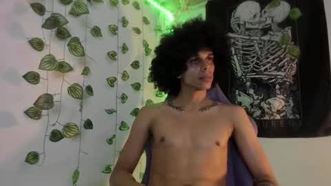 Aaron  online show from February 13, 2:31 pm