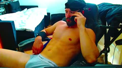 Stachu Jones online show from July 18, 3:47 pm