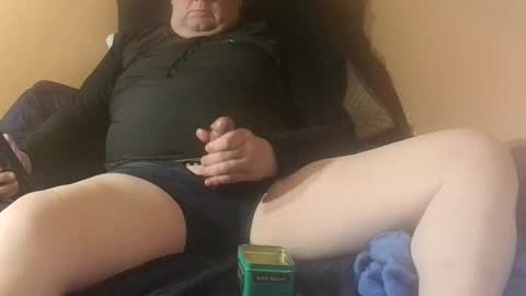 coolnow1989 online show from March 2, 6:51 pm