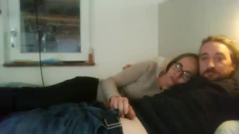 Couple22 online show from January 19, 1:01 pm