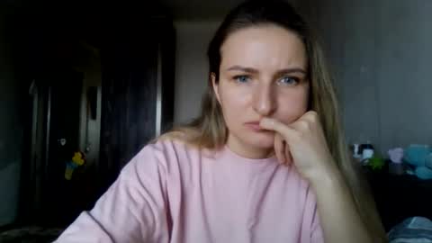 cora_fora online show from December 2, 10:35 am