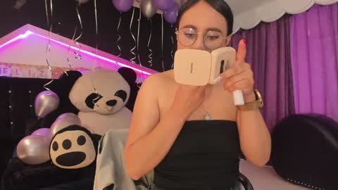 Coral  online show from April 1, 1:12 pm