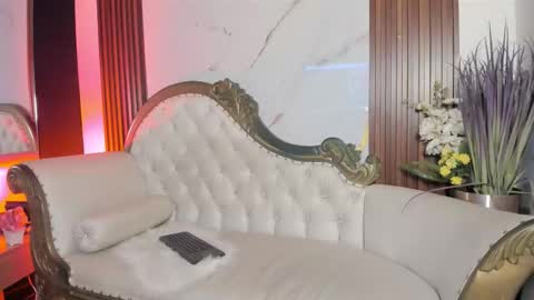 Coralie Bronson online show from December 4, 8:41 pm