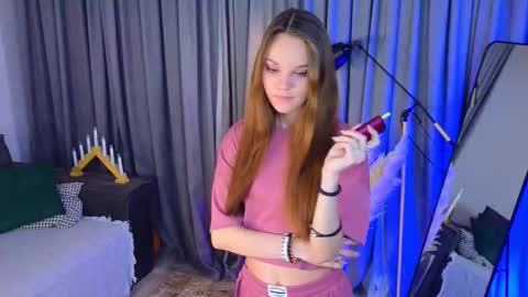 Lia online show from November 22, 3:32 pm