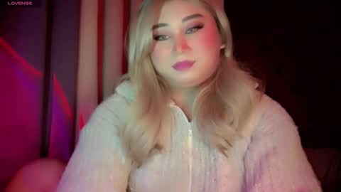 corefinder_xx online show from December 1, 6:06 pm