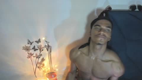 CoreyGlover online show from December 16, 8:41 am