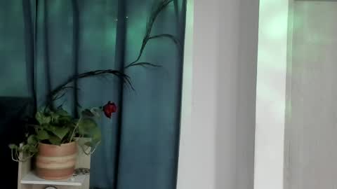 CoreyGlover online show from April 10, 10:42 am