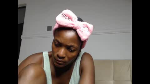 cornxslut online show from December 19, 1:12 am