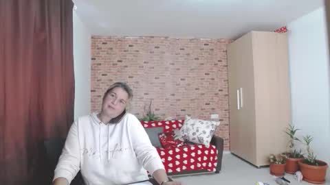 Elisa online show from October 13, 8:38 am