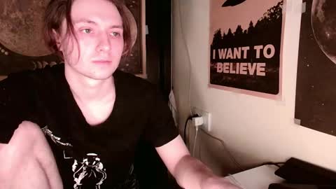 Snapshot of cosmonudes chatting on March 3, 11:24 pm Barry online show from March 3, 11:24 pm