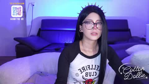 Dollie  online show from May 28, 11:52 am
