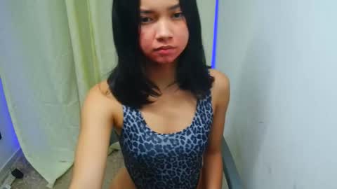 couple_hot_xxxz online show from November 17, 7:55 am