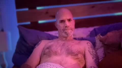 Bald  Beautiful online show from November 17, 1:46 pm