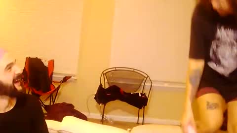 craveitoften online show from December 3, 5:19 am