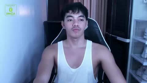 Snapshot of crazyasiancum chatting on December 8, 10:52 am Zion online show from December 8, 10:52 am