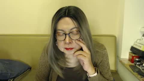 Kelly   online show from February 12, 1:37 pm