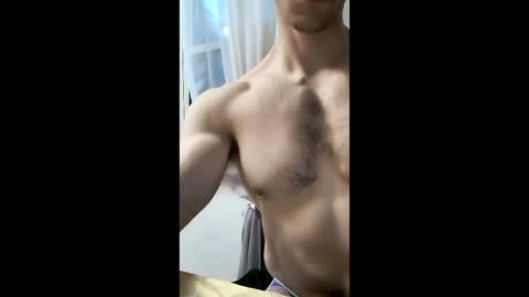 creamguzzle online show from March 28, 11:28 pm