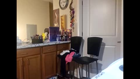 creamymilf11 online show from January 18, 9:18 am