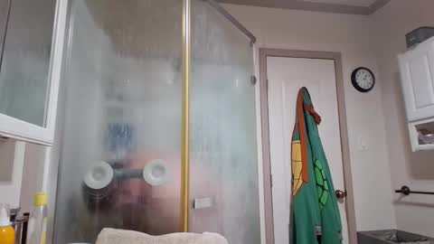 The hopeless romantic online show from October 17, 8:18 am