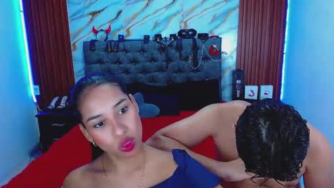 CRISANDMERY online show from April 14, 4:38 am