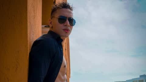 Cristopher online show from April 13, 2:05 am