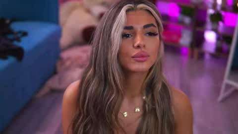 Crissy online show from April 23, 12:29 pm