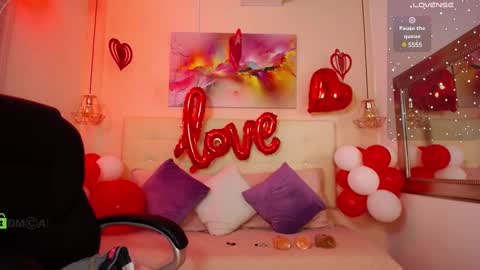 Snapshot of cristal__adams chatting on February 16, 1:05 pm cristal__adams online show from February 16, 1:05 pm
