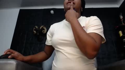 Hanna  online show from April 19, 10:49 am