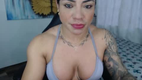 Natalie                      online show from September 22, 10:36 pm