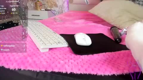   online show from October 24, 7:25 pm