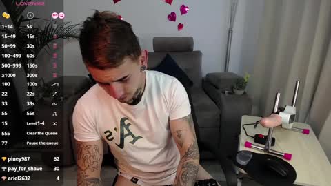 Christoper online show from February 21, 10:15 pm