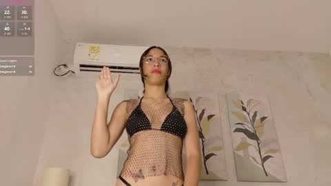 Cris  online show from March 31, 8:09 pm