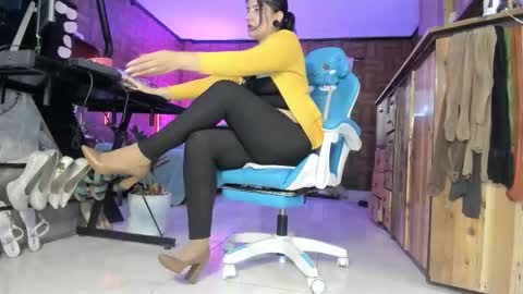 Julieta online show from February 5, 7:50 pm