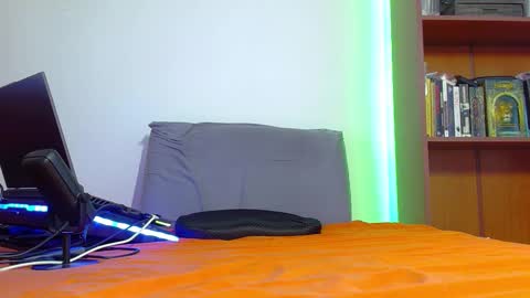 Tell me God  independent model show your respect at all times online show from March 18, 10:04 pm