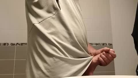 Snapshot of cronma chatting on October 9, 3:39 pm cronma online show from October 9, 3:39 pm