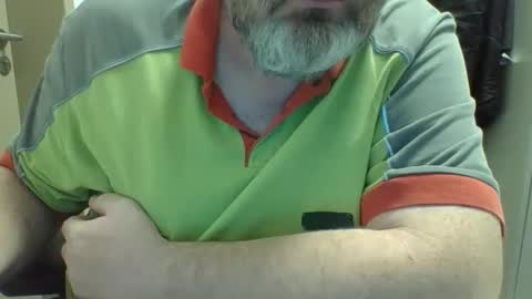 Crouch1 online show from November 7, 8:39 am