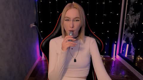 crybambi online show from February 9, 5:55 am