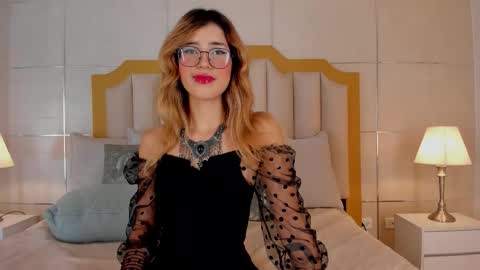 Crystal Rose  online show from February 9, 12:09 pm