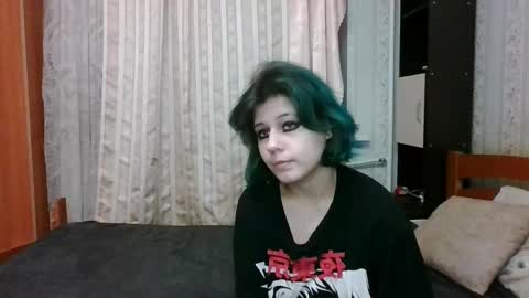 Crystal and Marcl online show from February 26, 3:43 pm