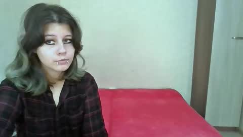 Crystal and Marcl online show from September 28, 1:20 pm