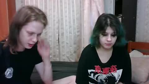 Crystal and Marcl online show from March 8, 1:03 pm