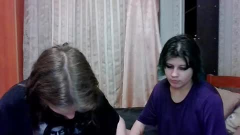 Crystal and Marcl online show from February 28, 3:59 pm